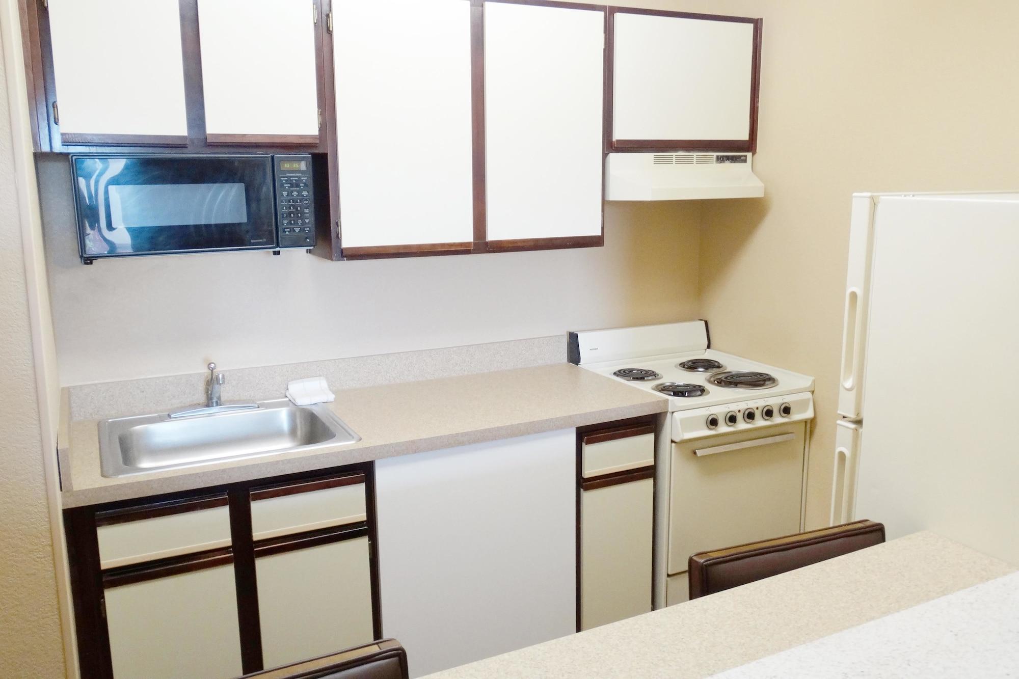 Extended America - Pittsburgh - Airport Hotel 2*