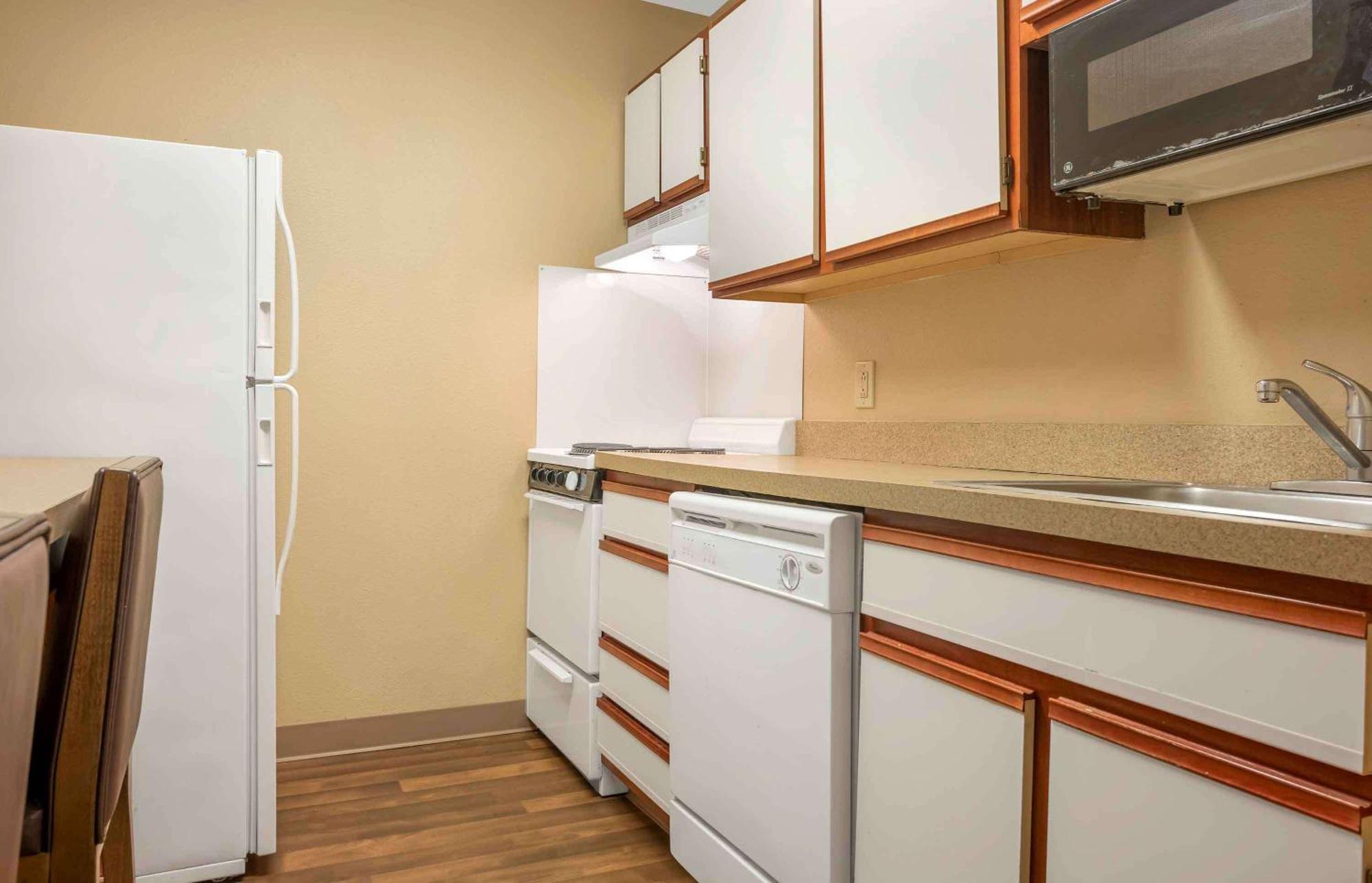 Extended America - Pittsburgh - Airport Hotel 2*
